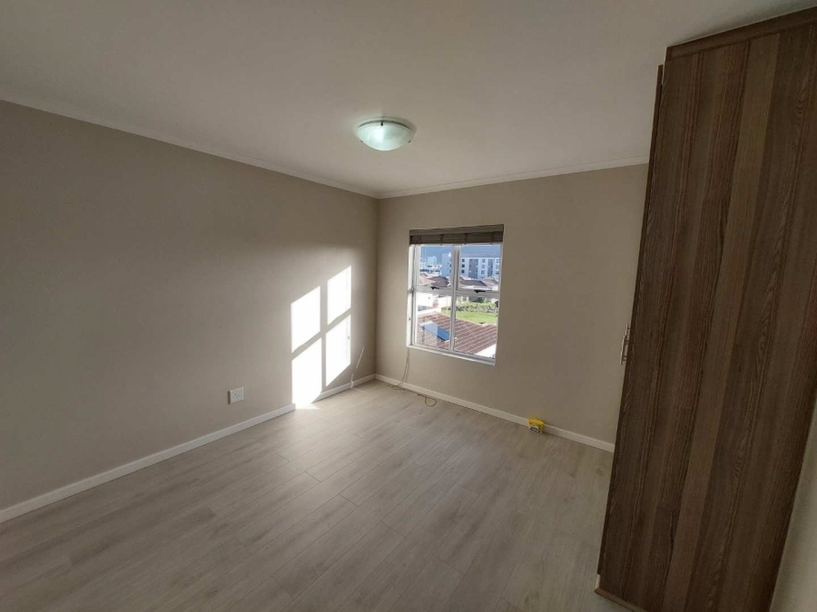 To Let 2 Bedroom Property for Rent in Muizenberg Western Cape